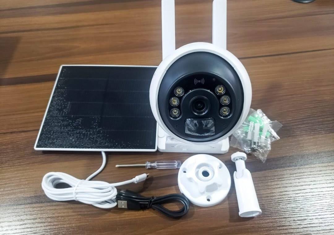 Vstarcam (BG69) 4G SIM Solar Battery Camera with 2Way Audio and Auto Tracking Vstarcam (BG69) 4G SIM Solar Battery Camera with 2Way Audio and Auto Tracking
